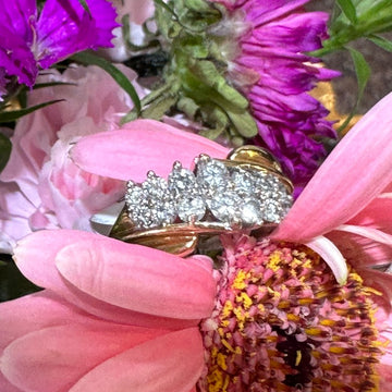 14 Karat Yellow Gold Diamond Fashion Ring