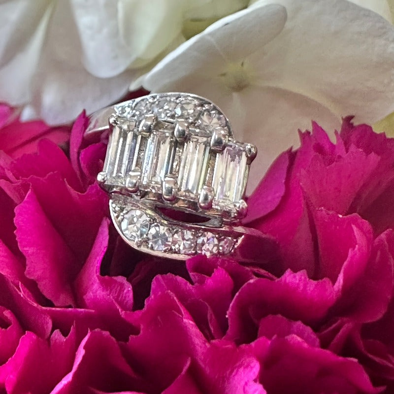 14 Karat White Gold Diamond Fashion Ring