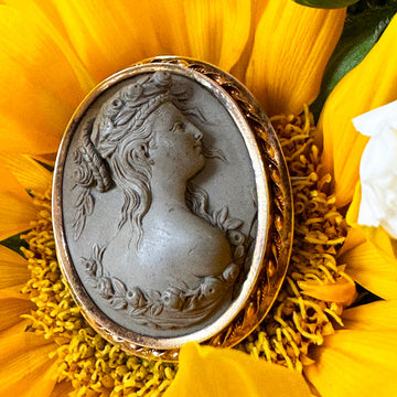 Lava Cameo-set in 14 karat yellow gold