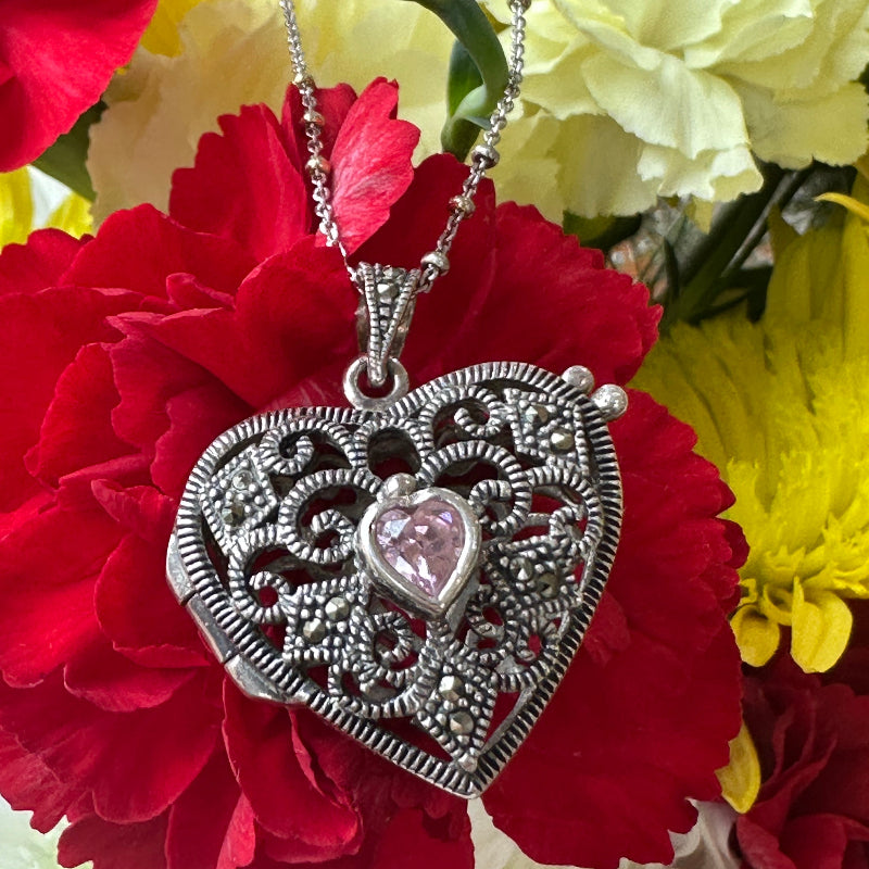 Sterling Silver Heart Locket with 18