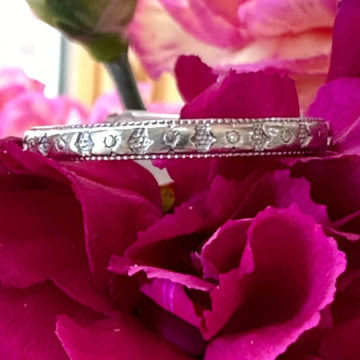 18 Karat White Gold Wedding Band